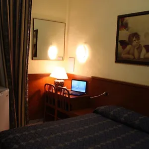 Yiennese Two Bed & Breakfast