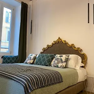 Casa Leoncino Rome
