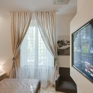 לינה וארוחת בוקר River, רומא